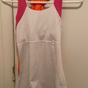 Iike new women’s athletic top